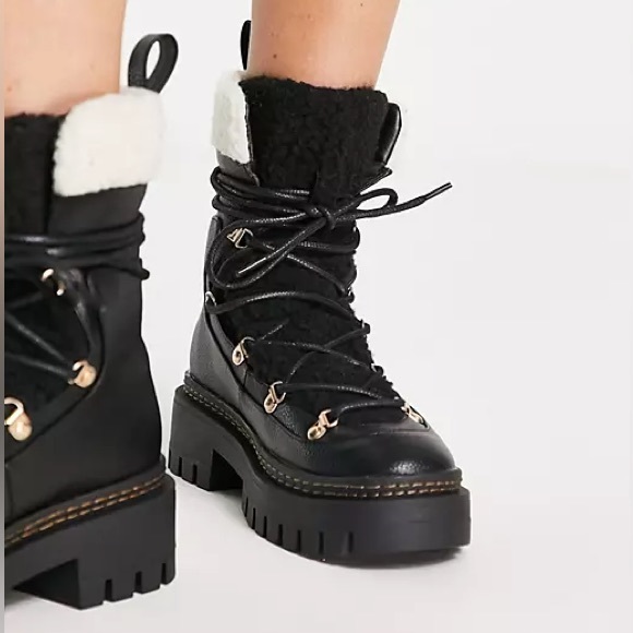 Missguided Snow Boots - Picture 4 of 7